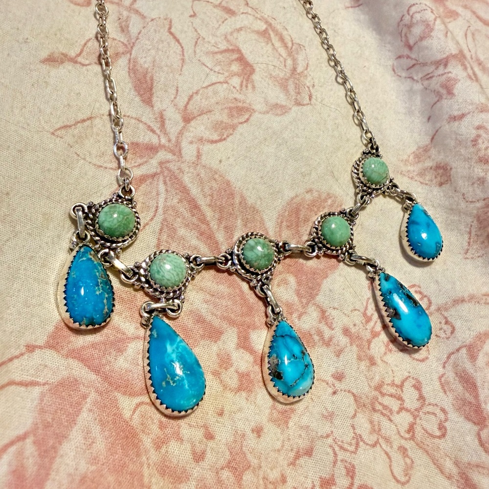 Elegant Paloma and white water turquoise 925 sterling silver necklace